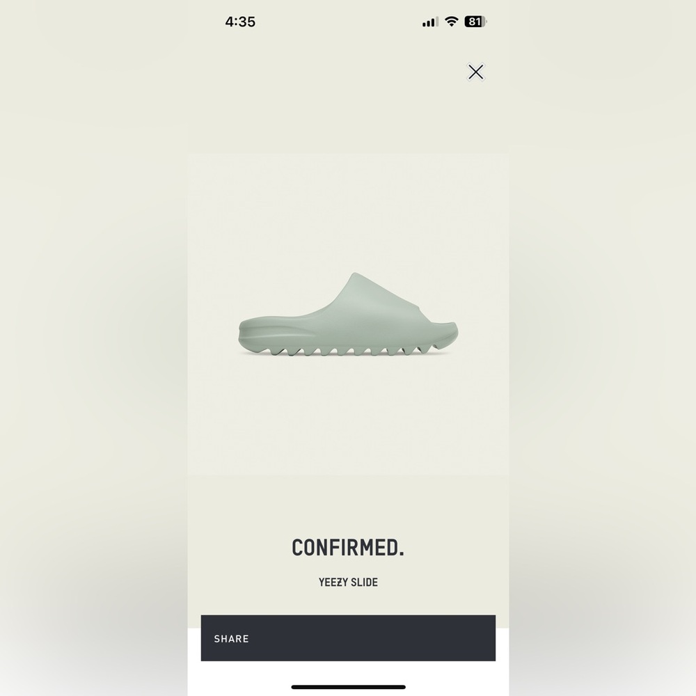 Yeezy Slides "Salt"